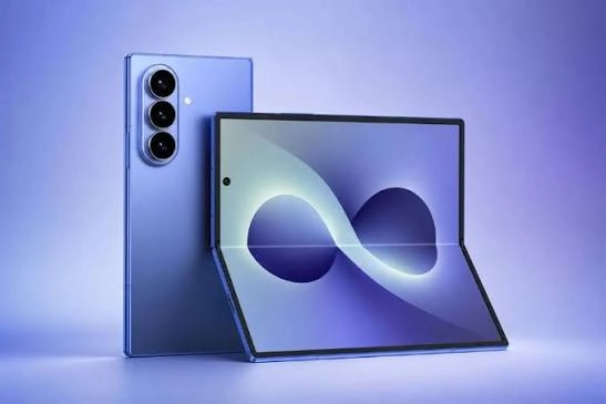 Samsung đã cải tiến đáng kể cấu trúc bản lề