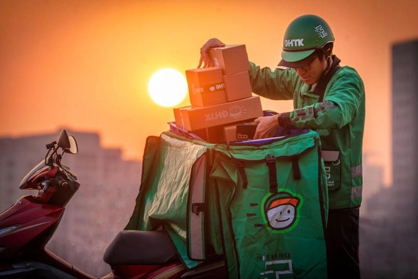 Theo dõi đơn hàng sau khi giao là cách để người bán quản lý hiệu quả, xử lý sự cố kịp thời
